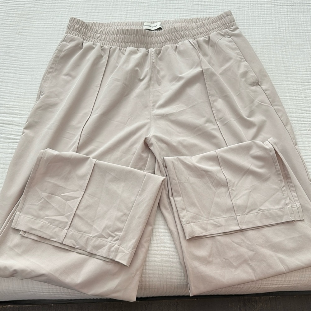 Abercrombie and Fitch Size L Track Pants Beige